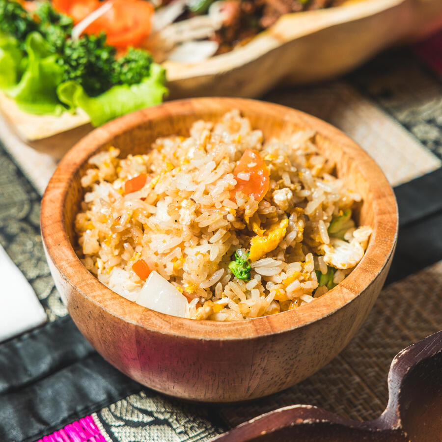 Riz sauté Thaï au œuf - Khun Akorn
