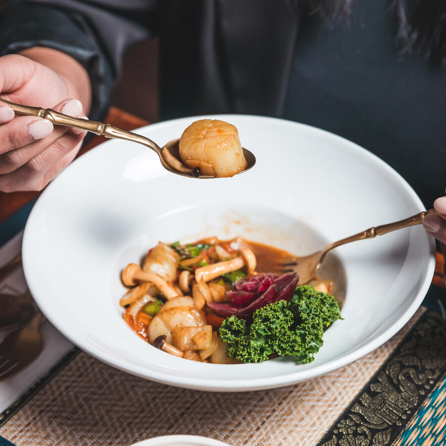 Hoi Shell Rad Sauce Chef - Khun Akorn