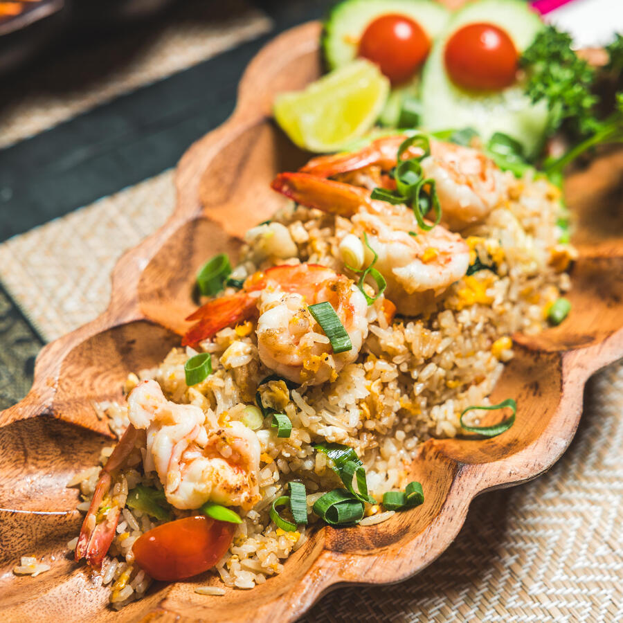 Kow Pad - Khun Akorn